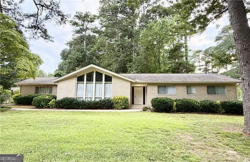 645 Dorsey Circle Sw, Lilburn, GA 30047 - #2