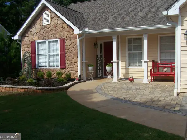 526 Wyntuck Drive, McDonough, GA 30253