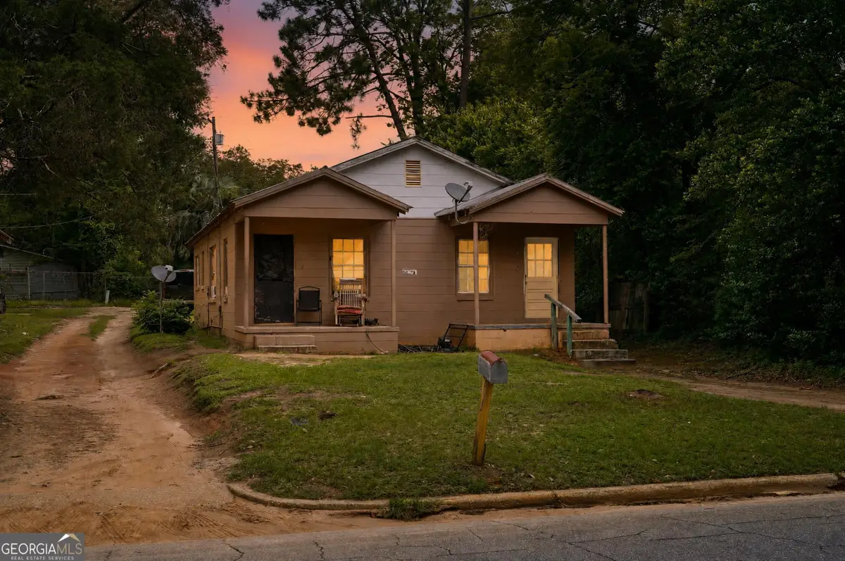 817 W Gordon Avenue, Albany, GA 31701 - #1