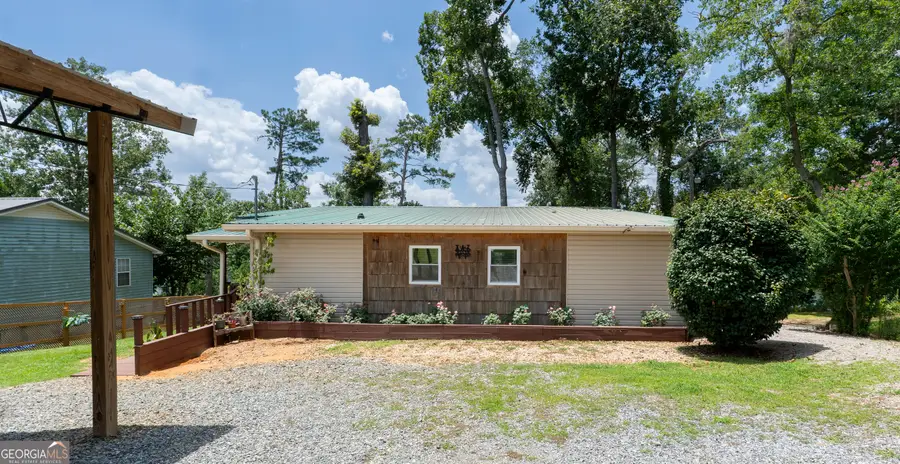 884 S Lake Drive, East Dublin, GA 31027 - #2