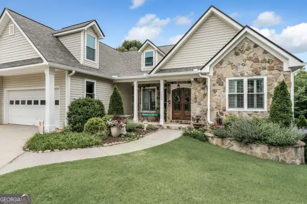 7440 Gentry Way, Cumming, GA 30041