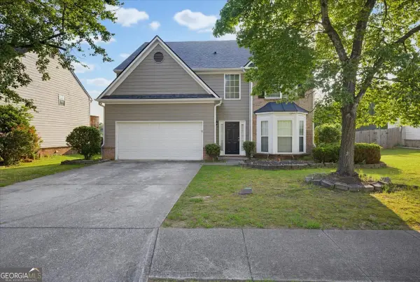 3246 Shady Valley Lane, Loganville, GA 30052