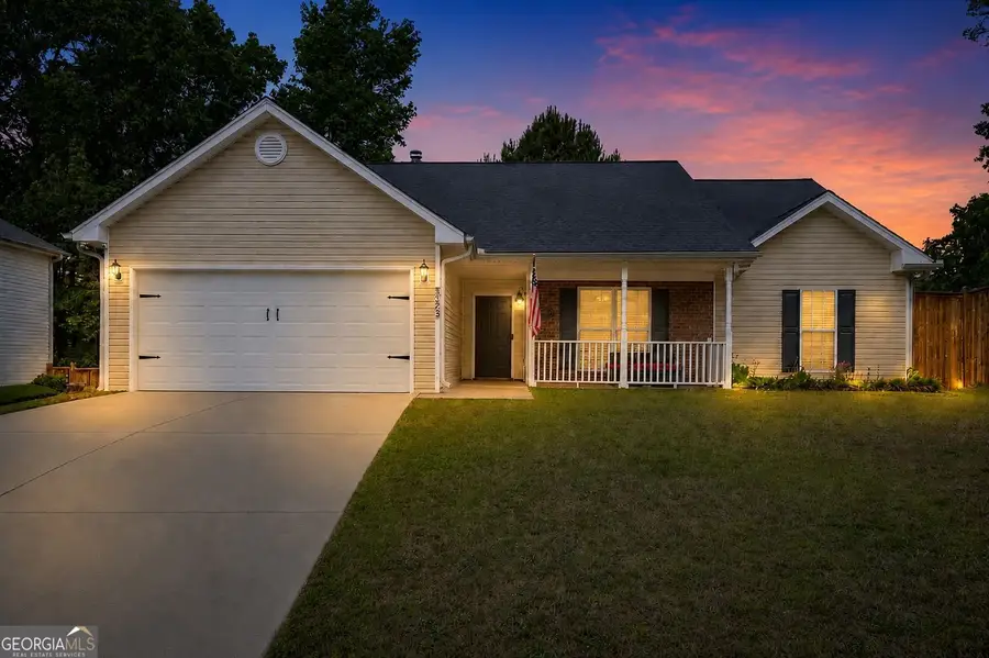 5825 April Drive, Sugar Hill, GA 30518 - #2