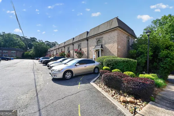 6980 Roswell Road #B11, Sandy Springs, GA 30328
