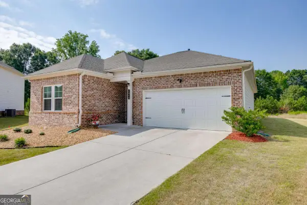 4045 Berry Farm Court, Loganville, GA 30052