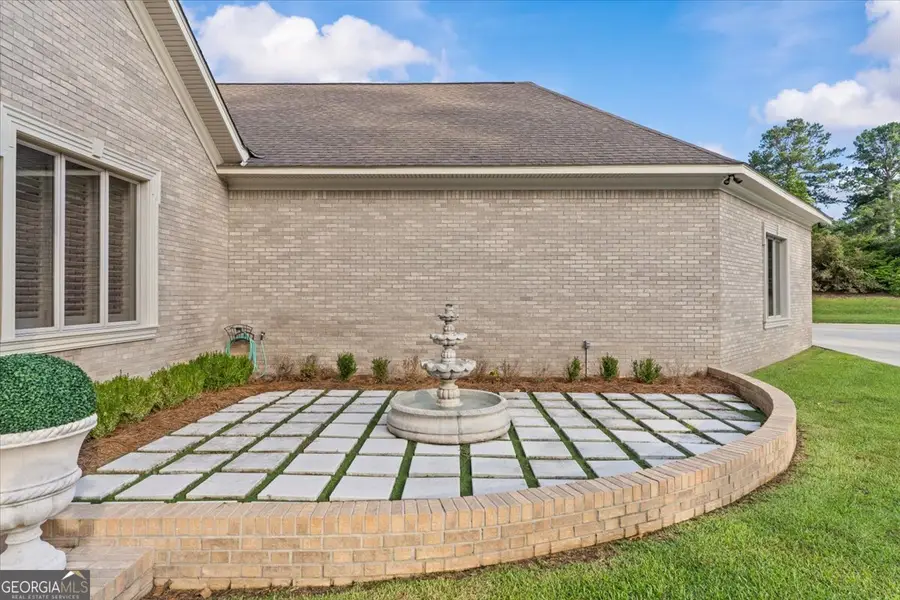 208 Merion Drive, Eufaula, AL 36027 - #3