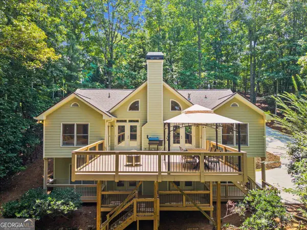 3410 Banks Mountain Place, Gainesville, GA 30506