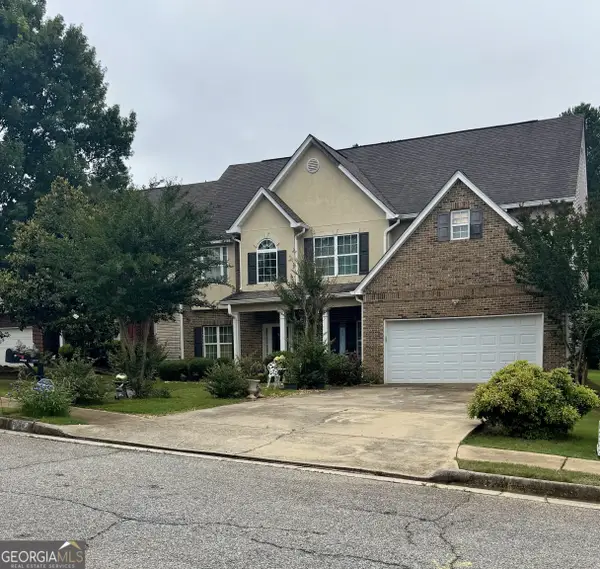 12402 Muir Field Court, Fayetteville, GA 30215