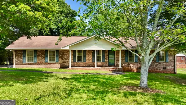 25 Montre Circle Se, Silver Creek, GA 30173
