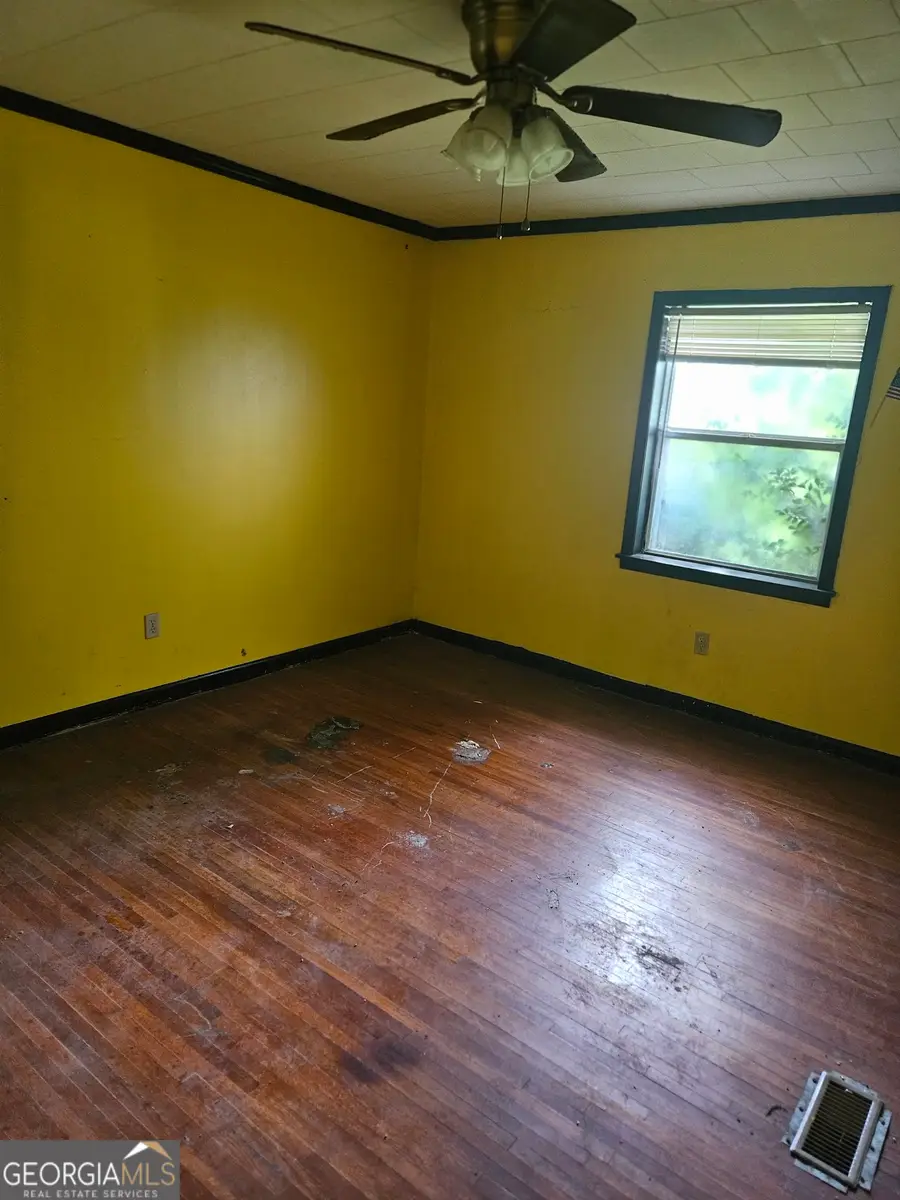 57 Pine Street, Hazlehurst, GA 31539 - #3