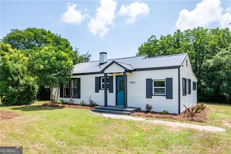 1404 N Forest Avenue, Hartwell, GA 30643 - #2