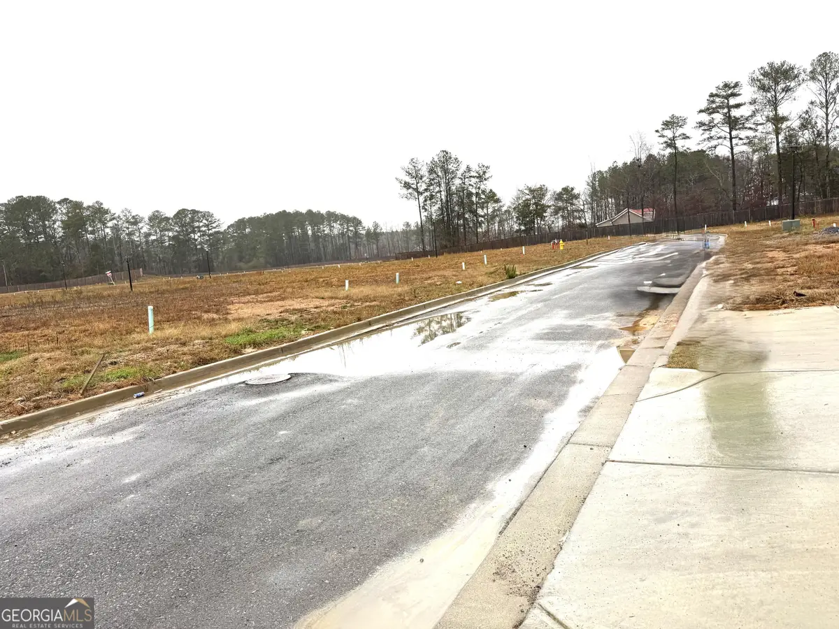 160 Village Green Drive Nw, Adairsville, GA 30103 - #1