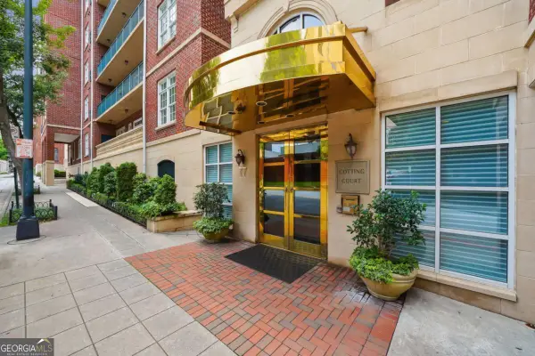 77 Peachtree Place Ne #403, Atlanta, GA 30309