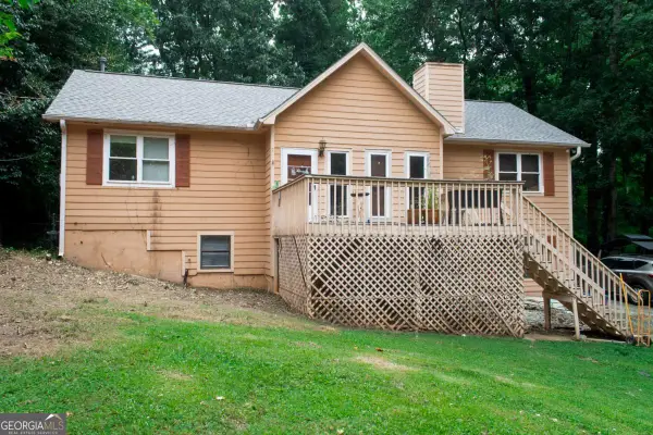 2276 Mohawk Trail, Acworth, GA 30102