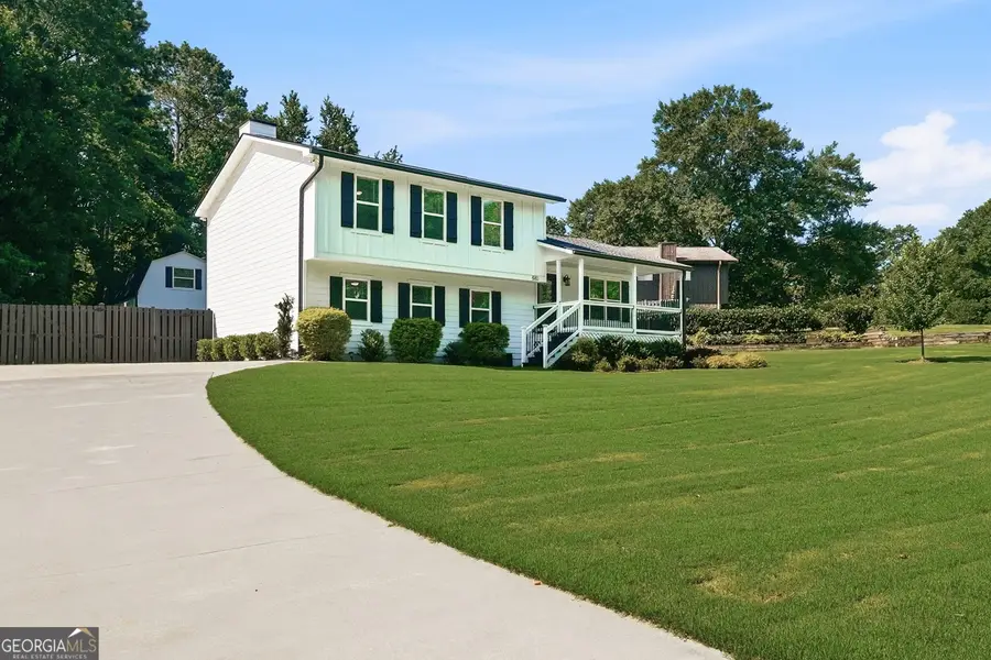 880 The Circle, Lawrenceville, GA 30043 - #3