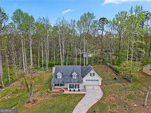 135 Creekview Dr, Newnan, GA 30263 - #1