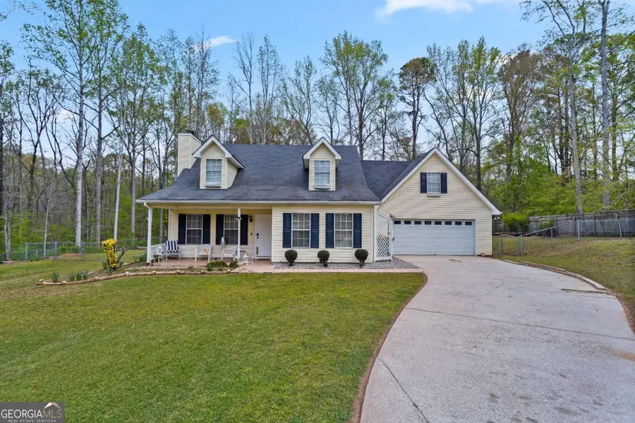 135 Creekview Dr, Newnan, GA 30263 - #2
