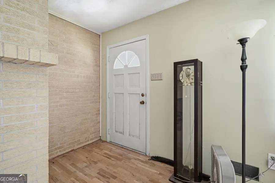 264 School St Street, Gillsville, GA 30543 - #3