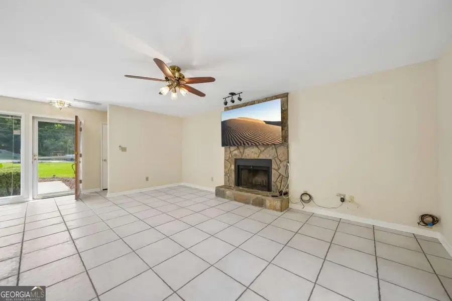 527 Paden Drive, Lawrenceville, GA 30044 - #3