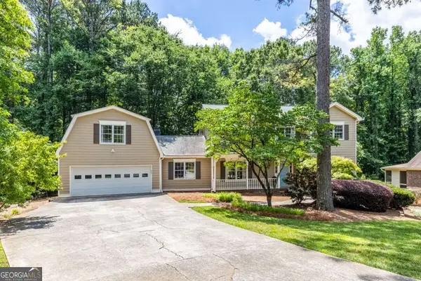 1025 Foxfire Drive, Lawrenceville, GA 30044