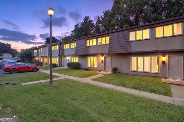 1811 Ashborough Circle #G, Marietta, GA 30067