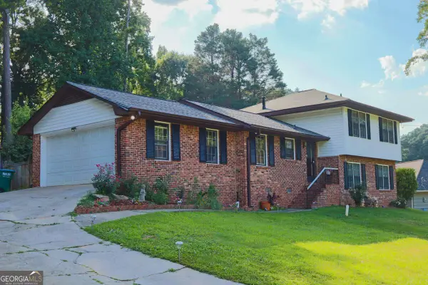 753 Brookwood Terrace Sw, Lilburn, GA 30047