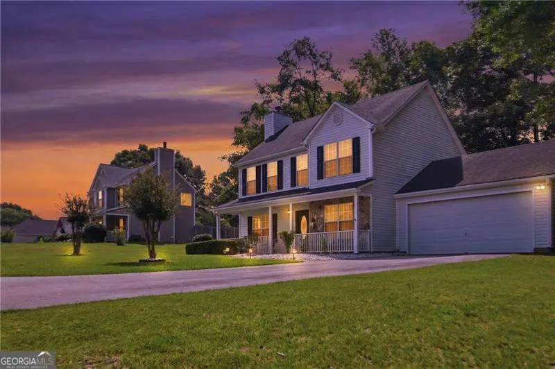 3740 Michaels Creek Way, Loganville, GA 30052 - #3