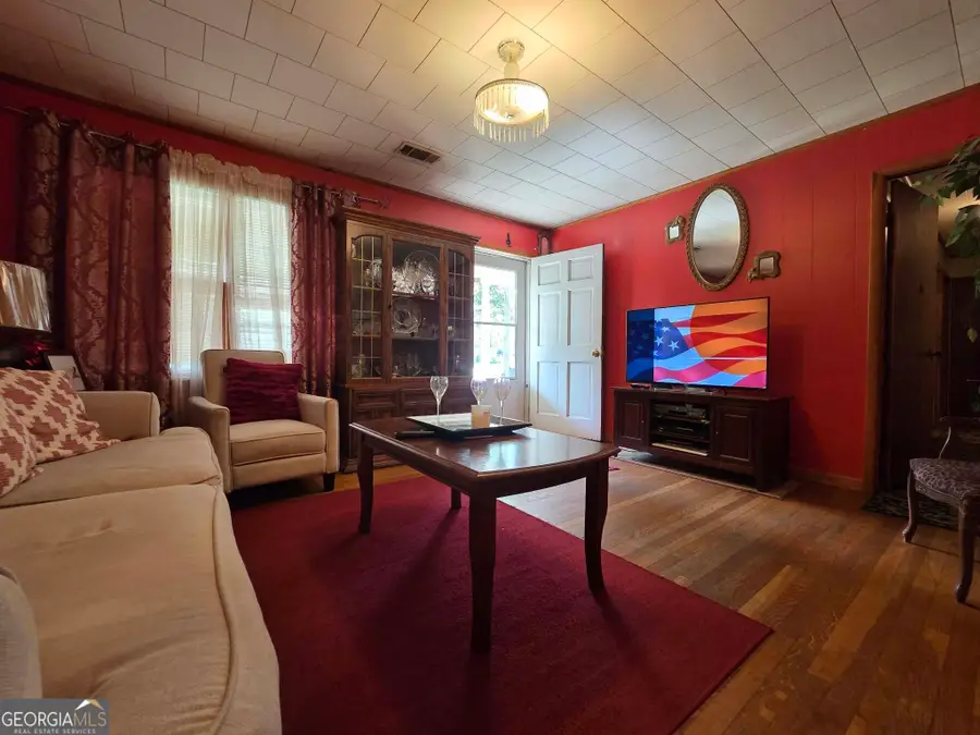 9 S College Street, Claxton, GA 30417 - #2