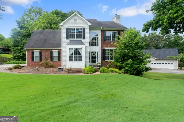 5660 Bridle Glen Drive, Sugar Hill, GA 30518