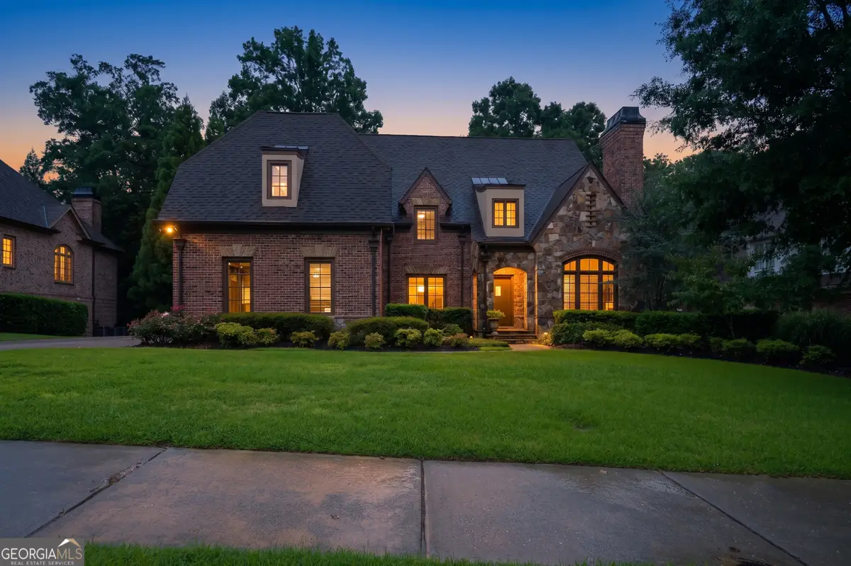 831 Camden Park Court Ne, Atlanta, GA 30342 - #1