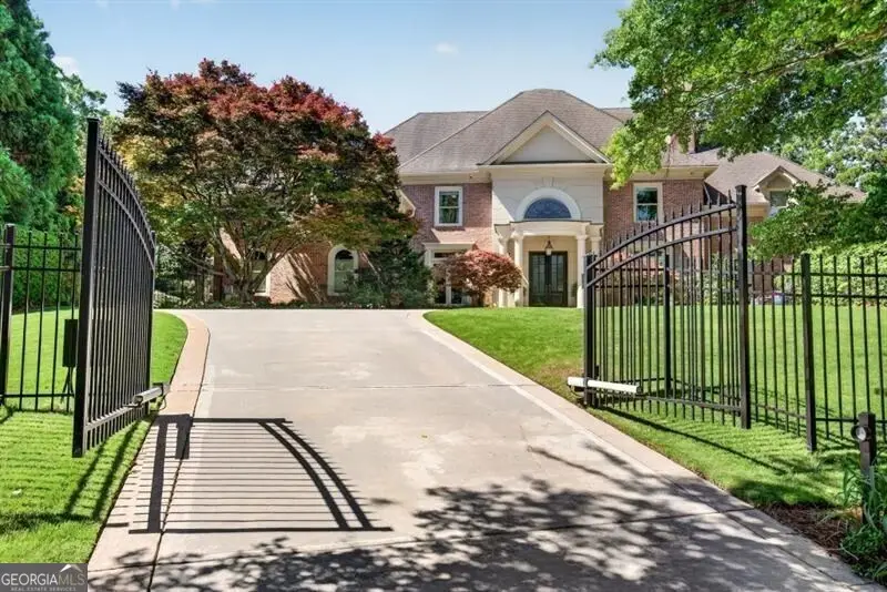 740 Riley Place, Sandy Springs, GA 30327 - #3