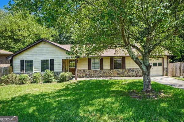 3011 Menlo Park Drive, Rex, GA 30273