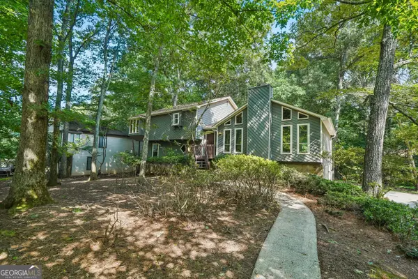 4927 Dillards Mill Way, Peachtree Corners, GA 30096