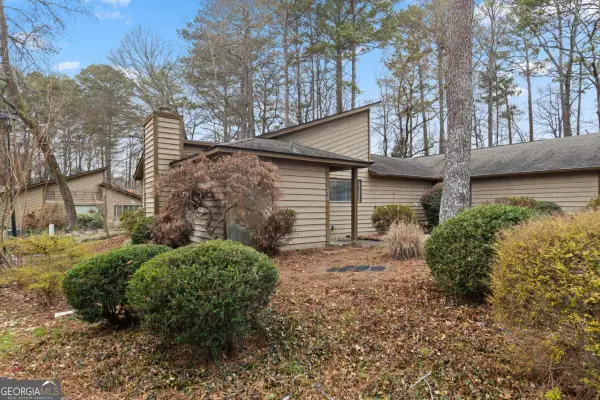 810 Bonnie Glen Drive Se, Marietta, GA 30067