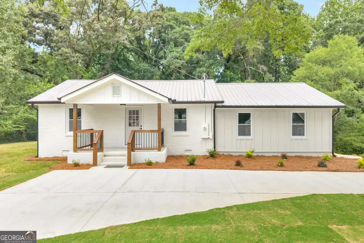 152 Mountain Creek Drive, Pendergrass, GA 30567 - #1