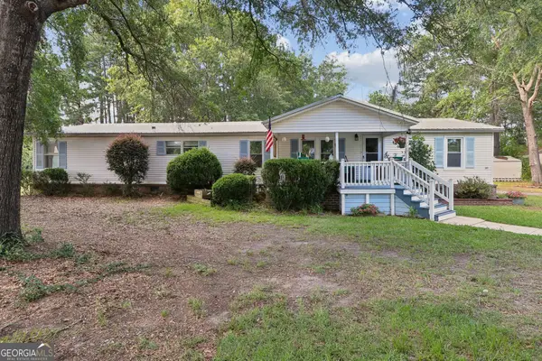 124 Edgewater Drive, Bloomingdale, GA 31302