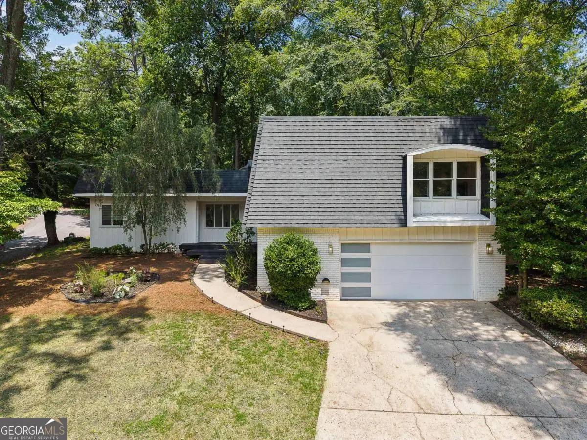 700 Cedar Knoll Drive, Roswell, GA 30076 - #1