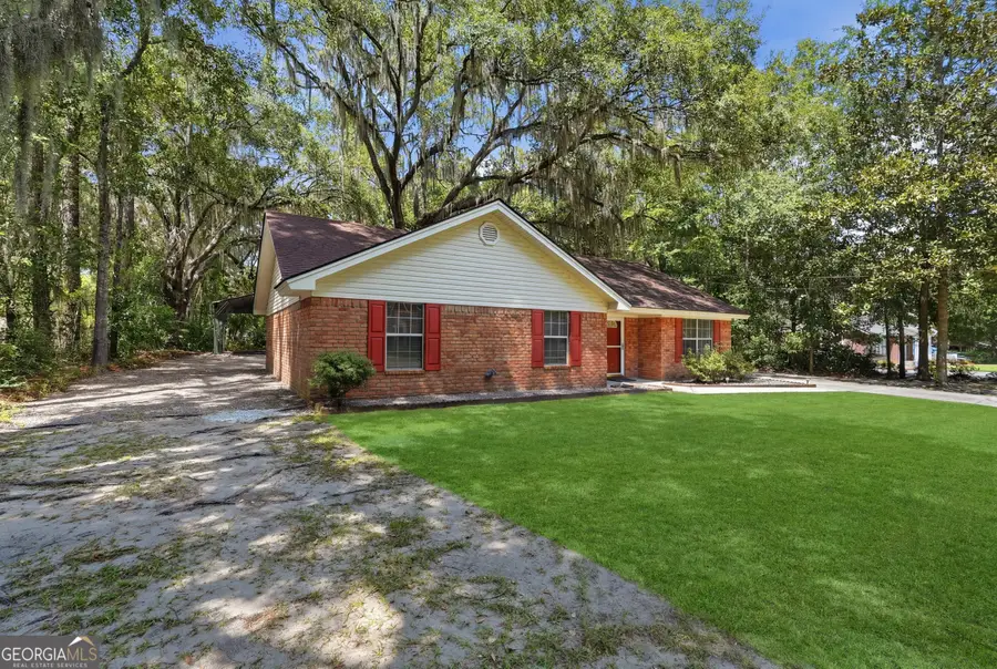 107 E Mills Avenue, Hinesville, GA 31313 - #2