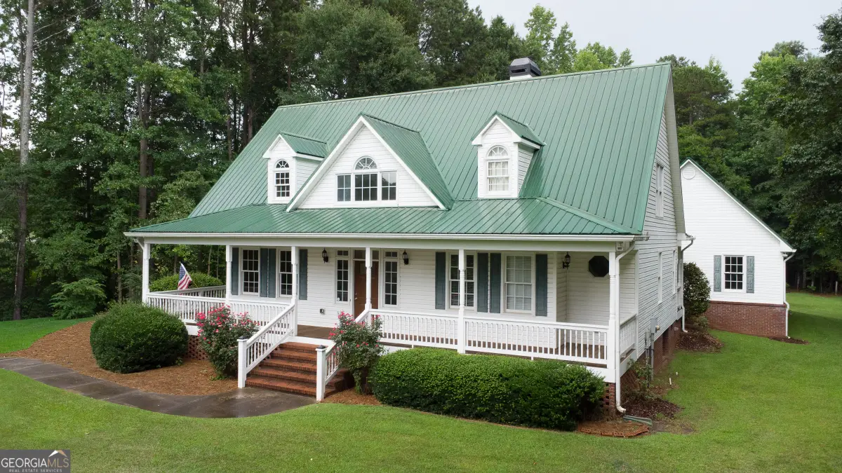 8145 Bennett Lane, Gainesville, GA 30506 - #1