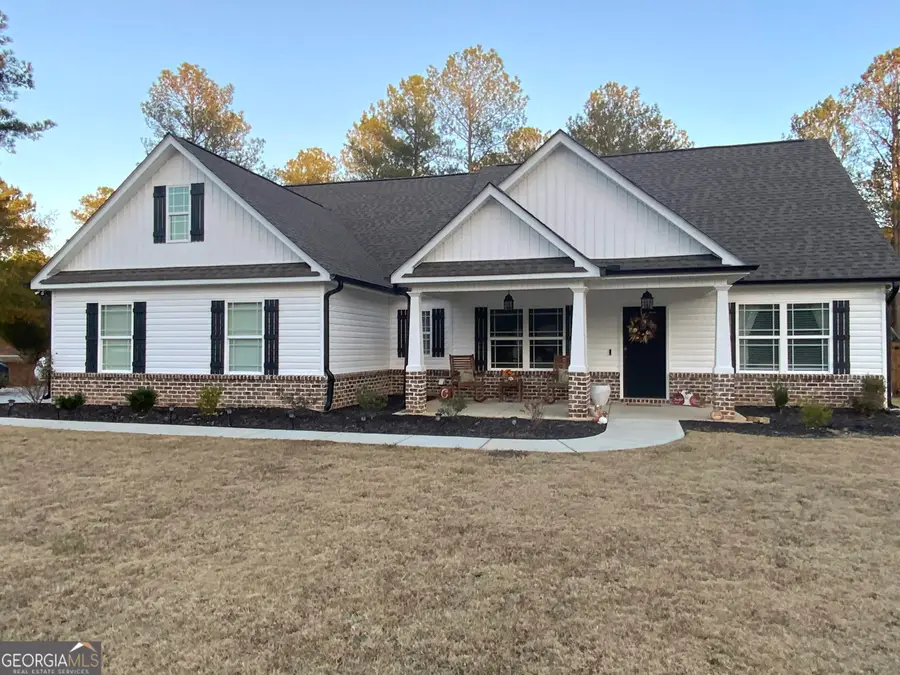 147 Evergreen Drive S, Barnesville, GA 30204 - #2