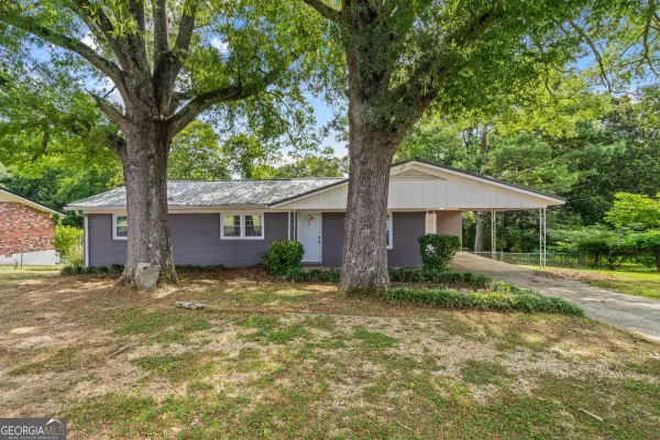 112 Greenbriar Drive, Cedartown, GA 30125
