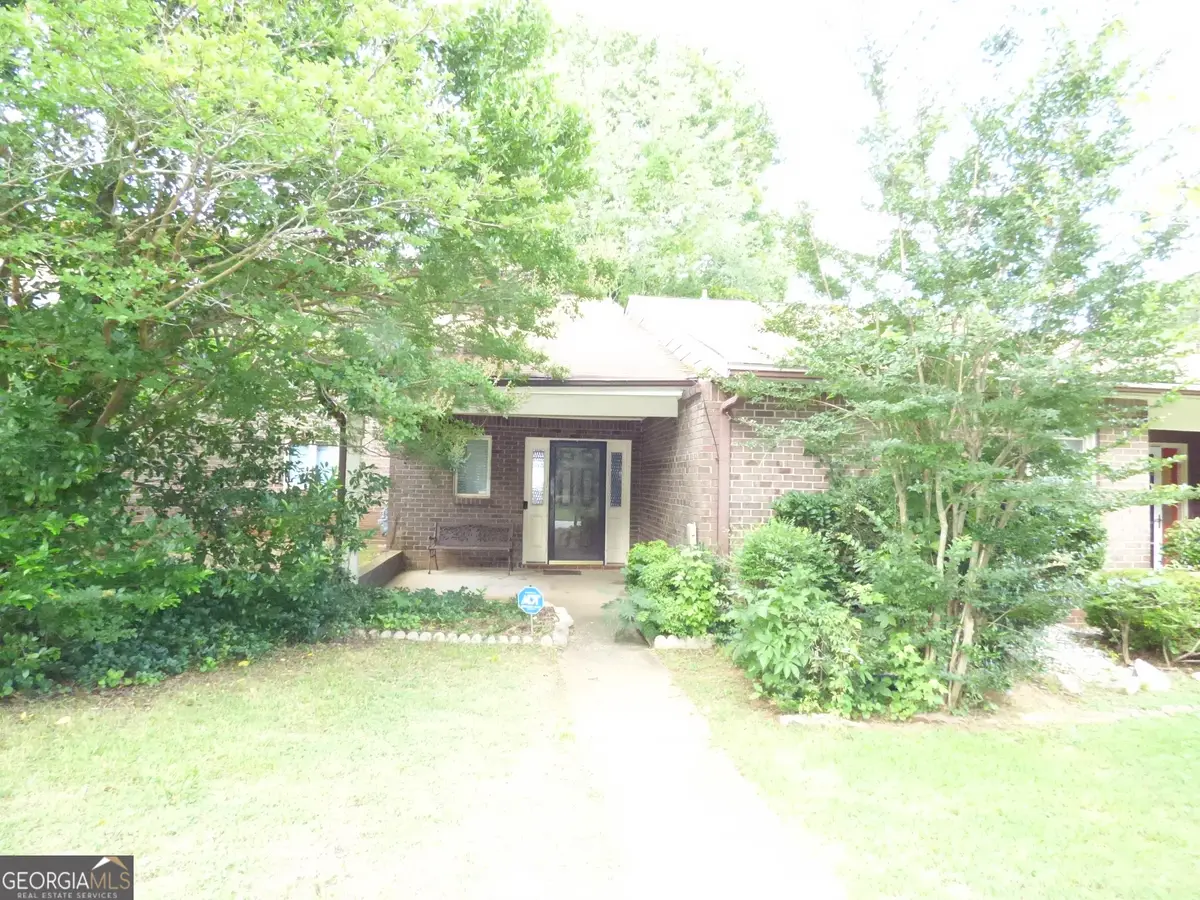 1572 Circlestone Dr., Stone Mountain, GA 30088 - #1