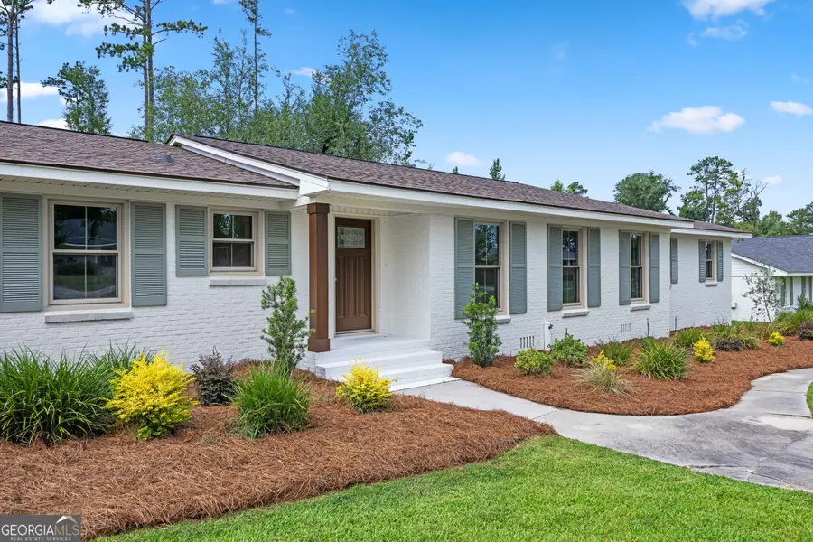 1203 Lakeview Dr, Valdosta, GA 31602 - #2