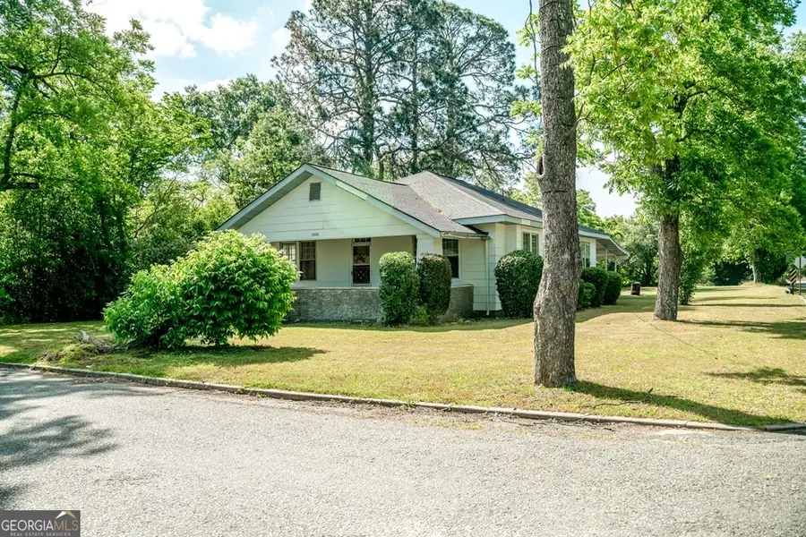 1010 Anderson Street, Dublin, GA 31021 - #2