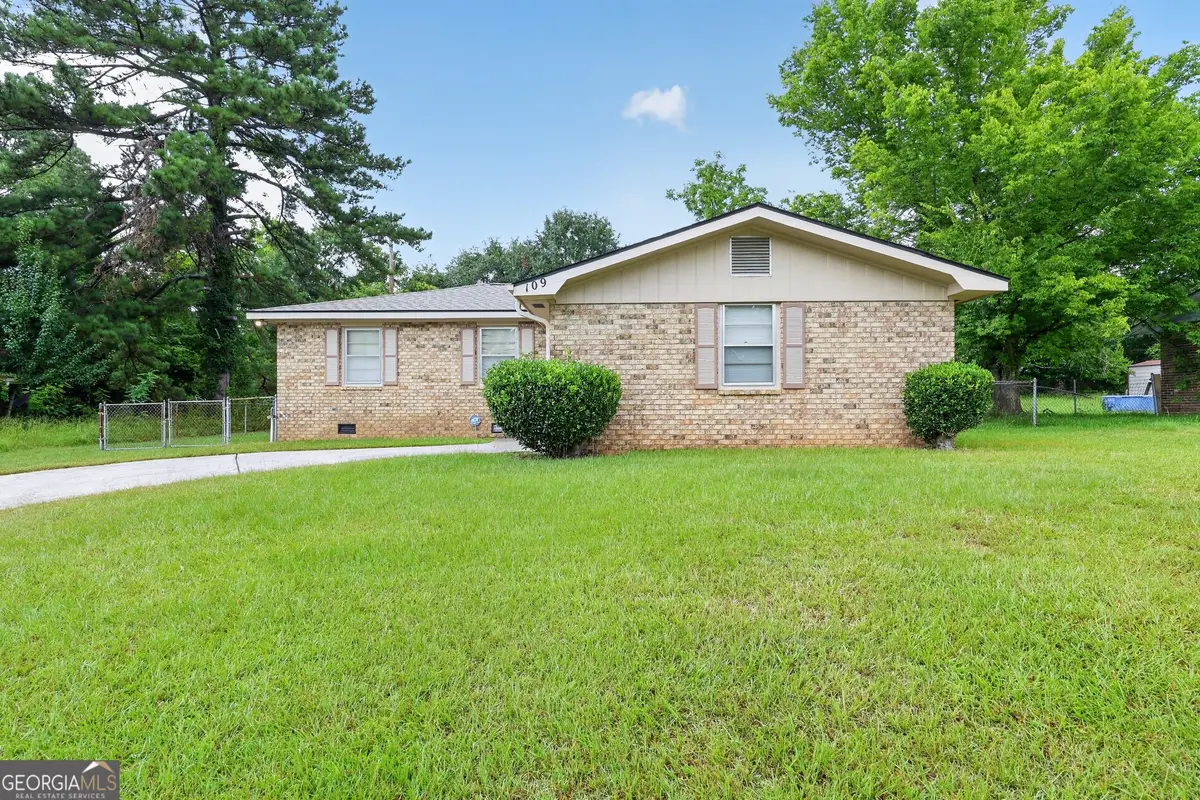 109 Oxford Lane, Warner Robins, GA 31088 - #1