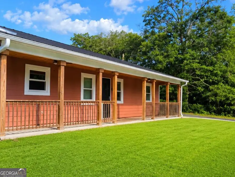 500 Cleveland Avenue, West Point, GA 31833 - #3