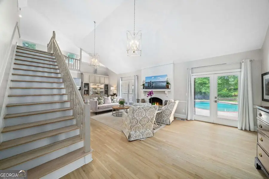 1040 Finnsbury Drive, Roswell, GA 30075 - #3
