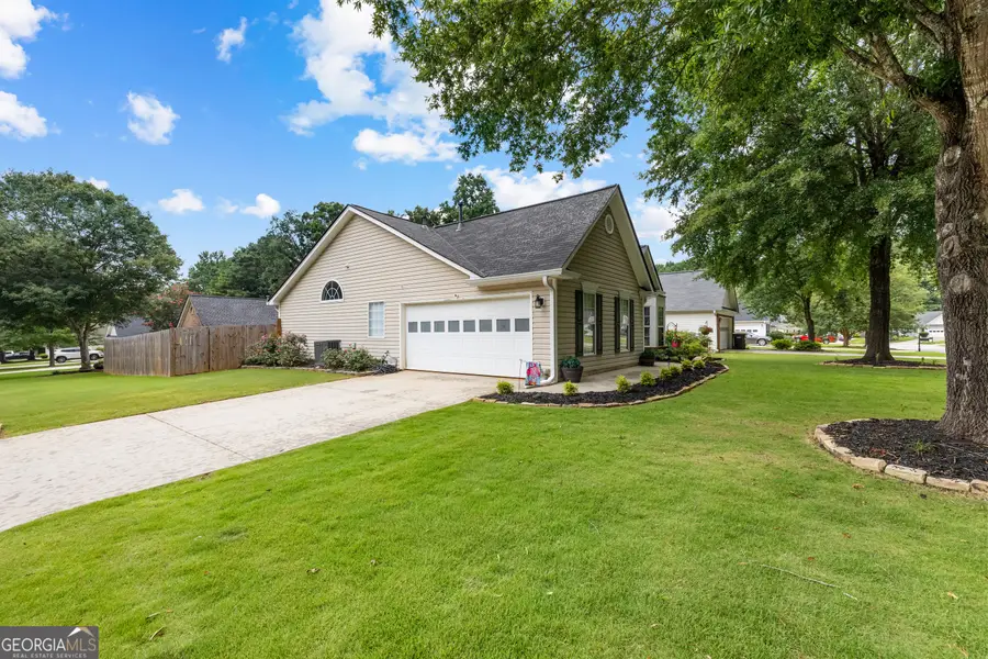 148 Lake Cove Approach, Newnan, GA 30265 - #2