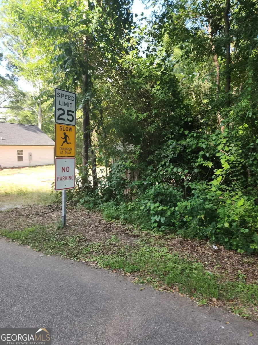 404 Poplar Street, Hogansville, GA 30230 - #3