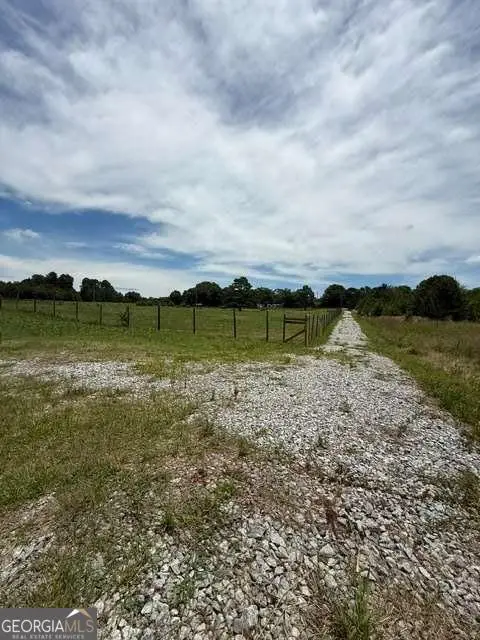 682 Mcdonough Road S, Griffin, GA 30224 - #2